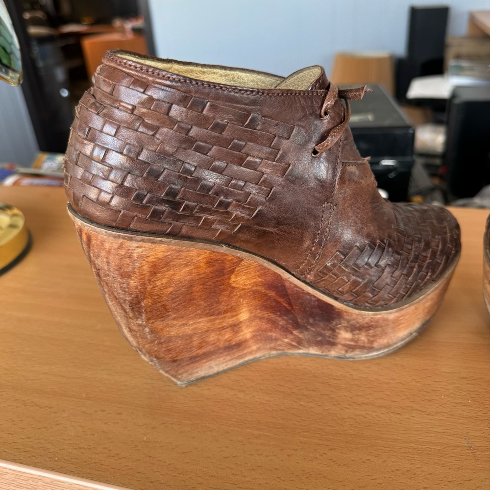Bed Stu Wood and Leather Platform Shoes - Picture 3 of 10